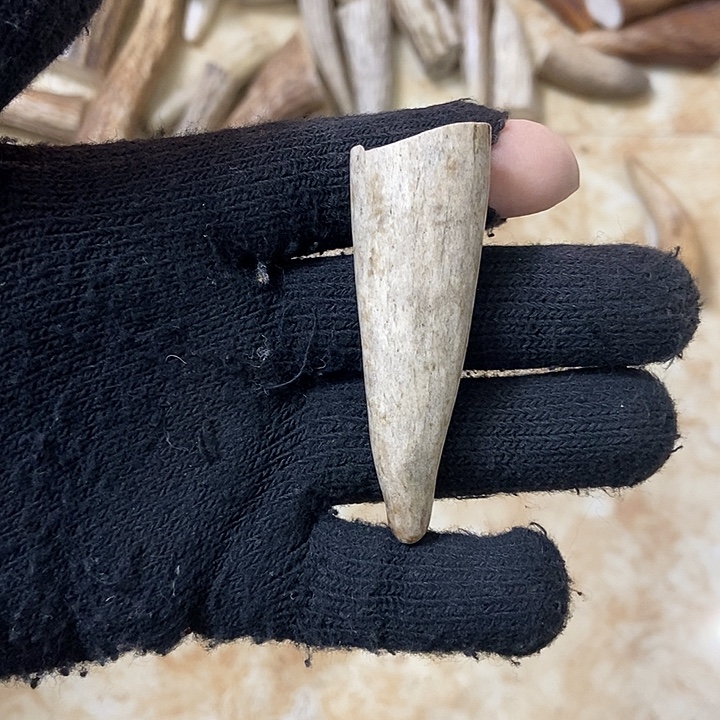 深***点大叶紫檀（黑酸枝木类）