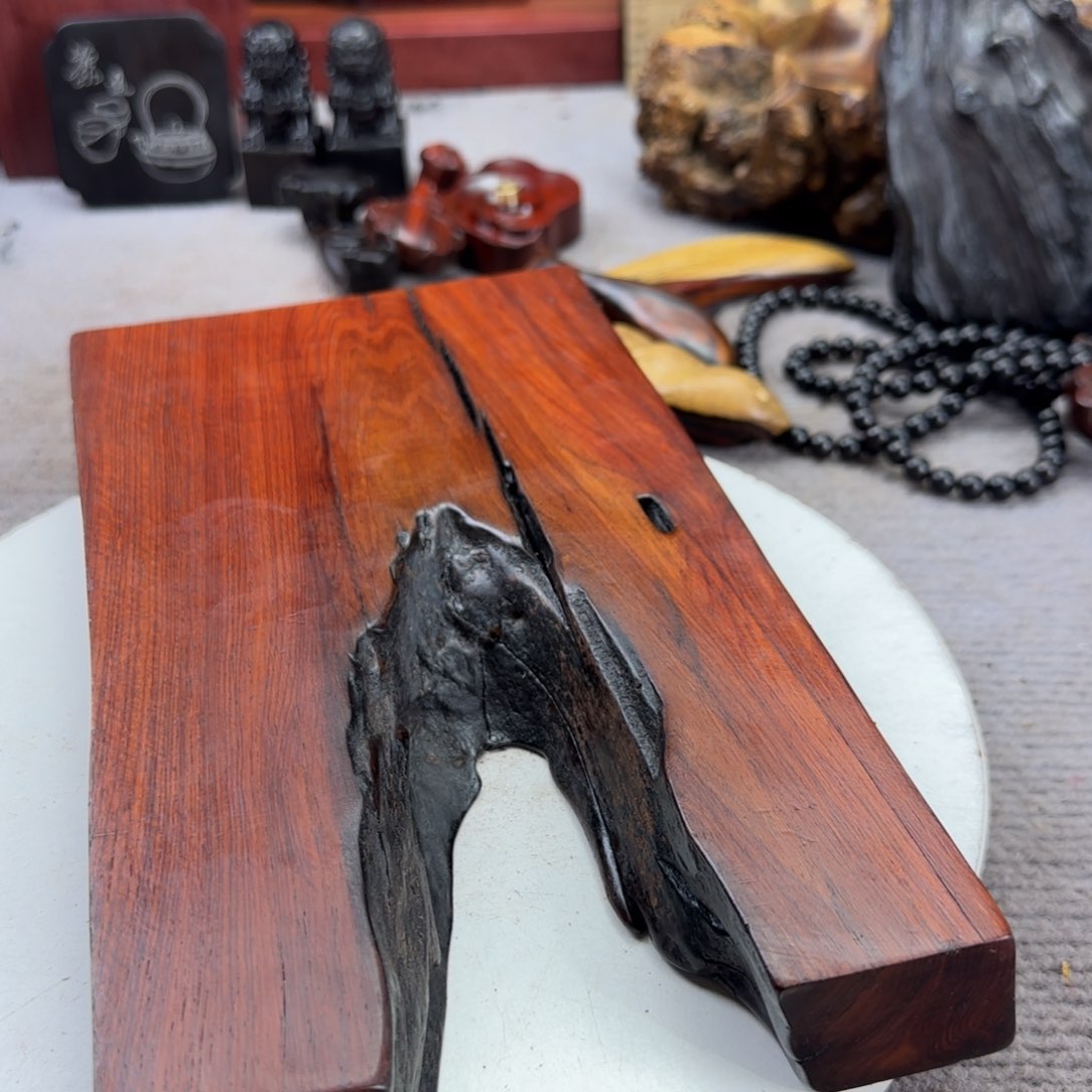 大果紫檀（缅甸花梨）一**雷