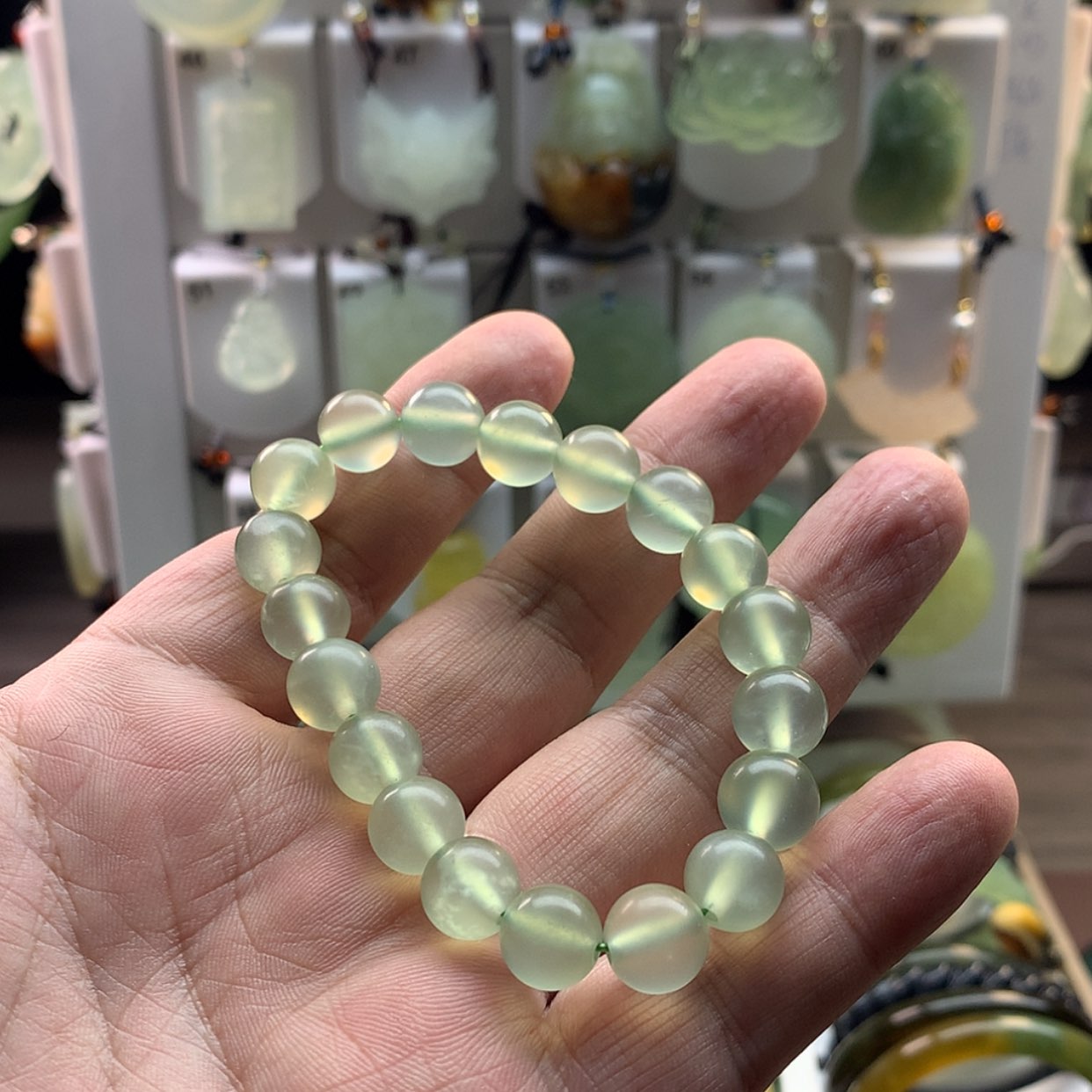 【闪购商品】蛇纹石玉手链未镶嵌