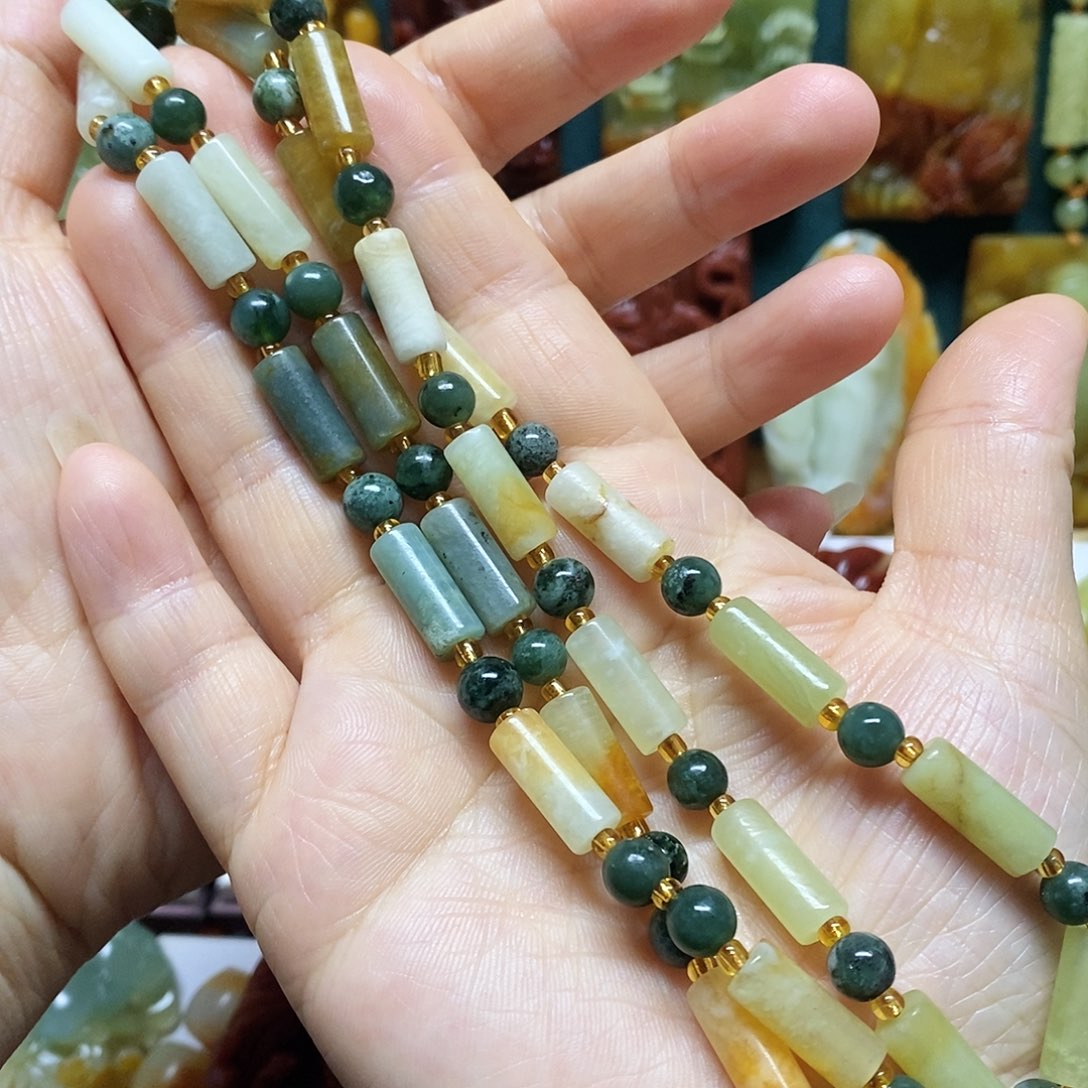 人***义岫玉未镶嵌吊坠(赠链)