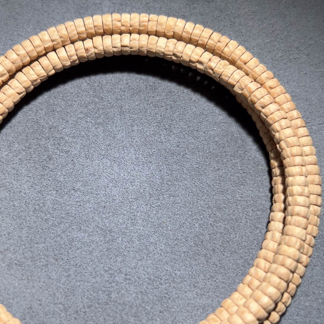 柏香籽/百香籽吊坠L***B药片