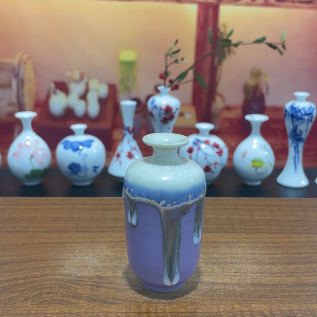 陶瓷景德镇小花瓶等着你