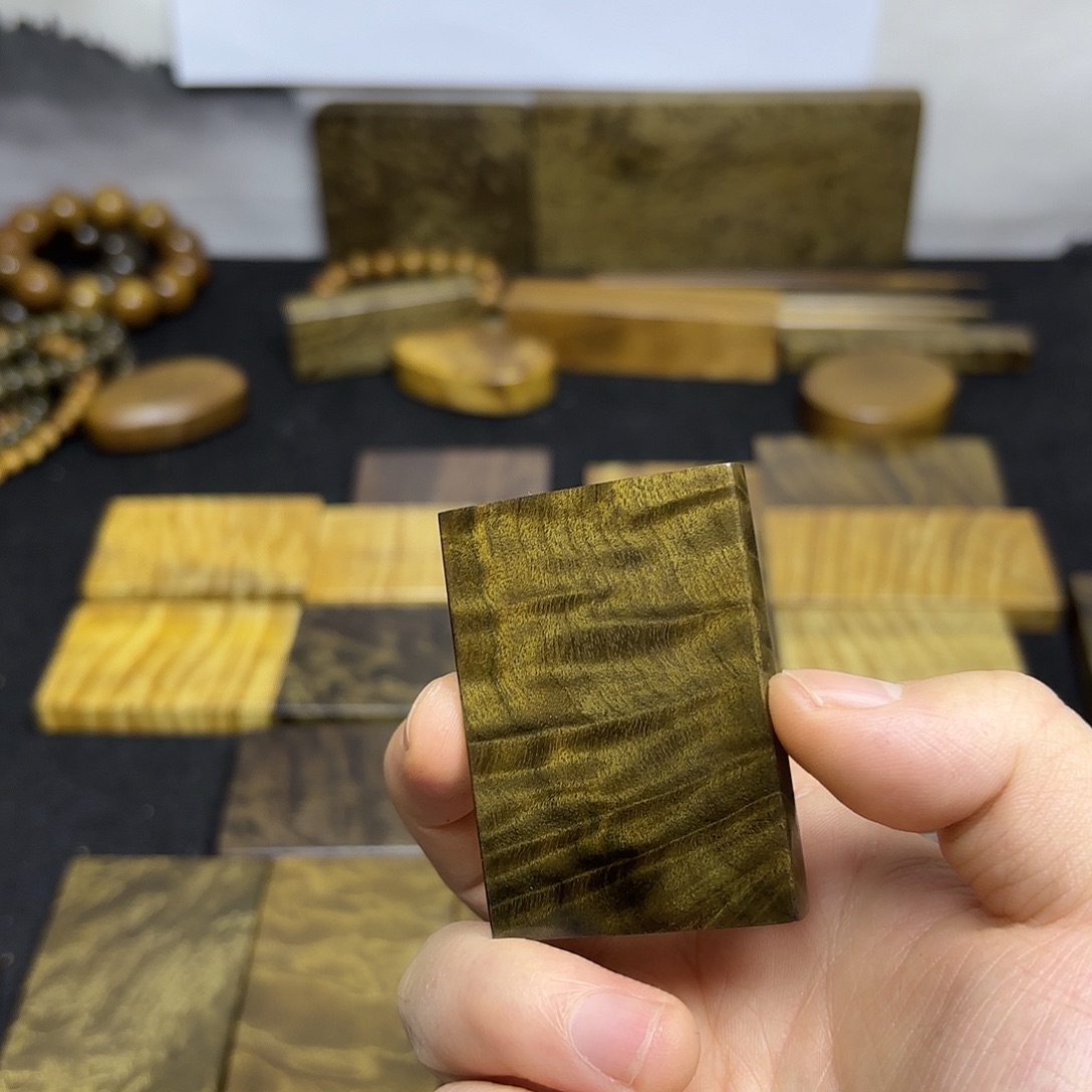 丶***米金丝楠一物一拍链接