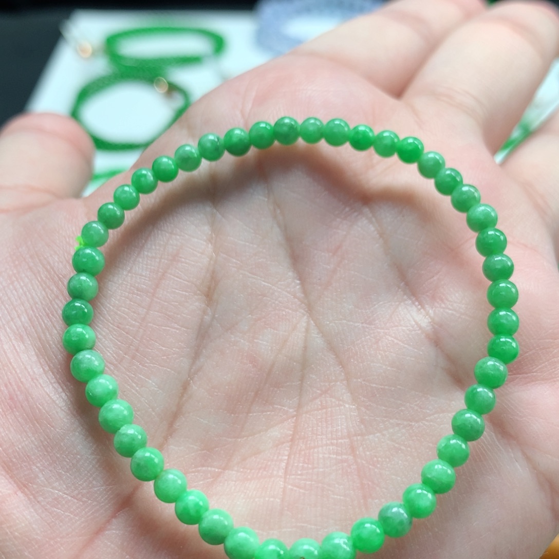翡翠未镶嵌手链翡翠