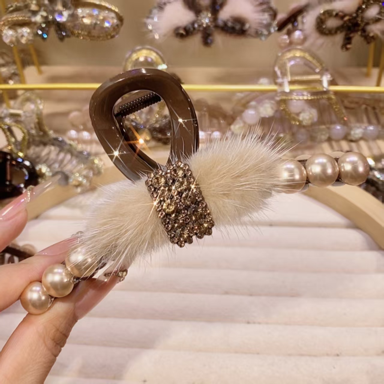 A1139新款韩版毛毛抓夹时尚百搭简约气质秋冬款大抓夹