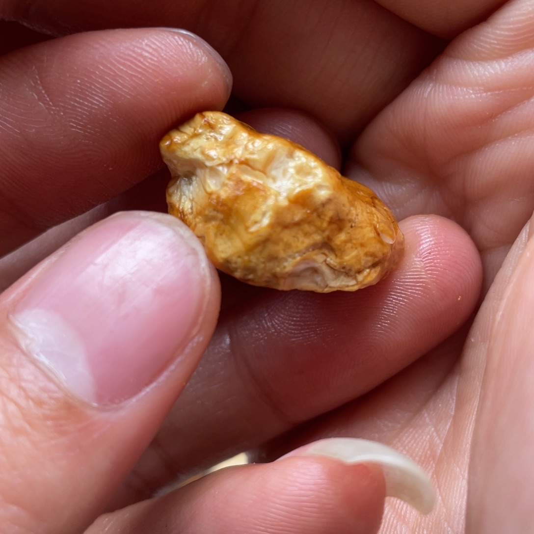 定制琥珀未镶嵌天然蜜蜡