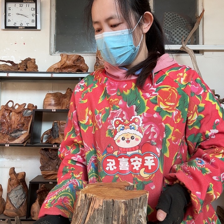 阳***沐木太行崖柏摆件摆件