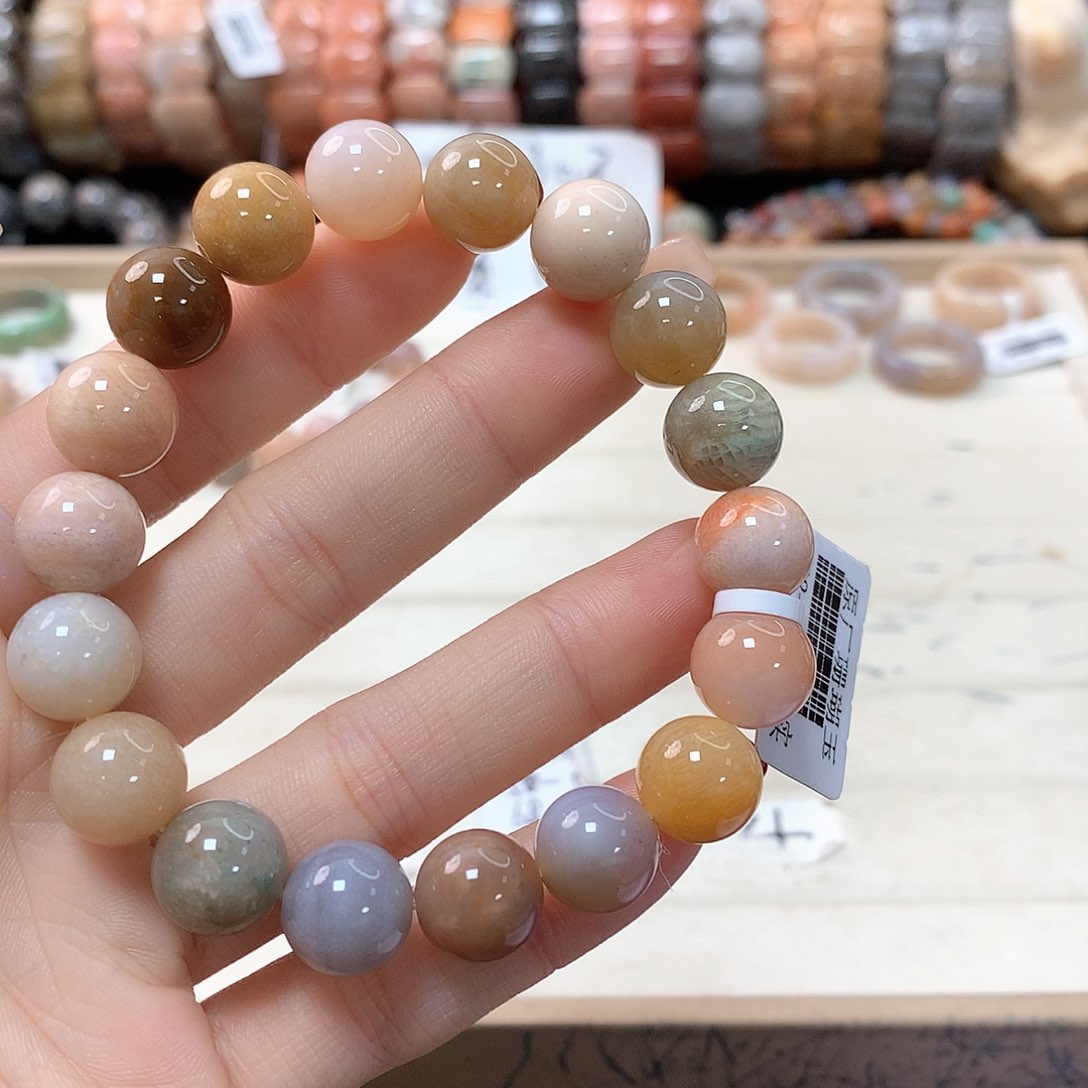 硅化珊瑚（珊瑚玉）手链未镶嵌小**学650