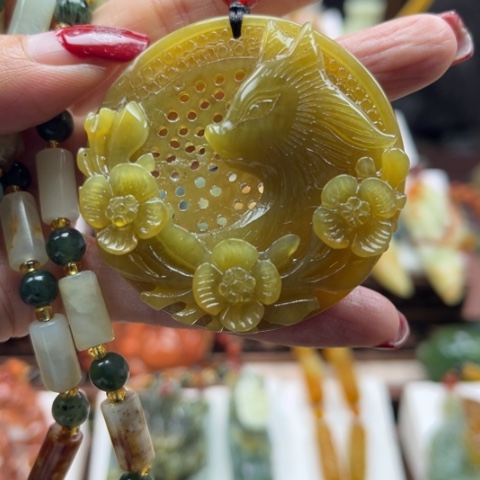 岫玉未镶嵌挂件挂件