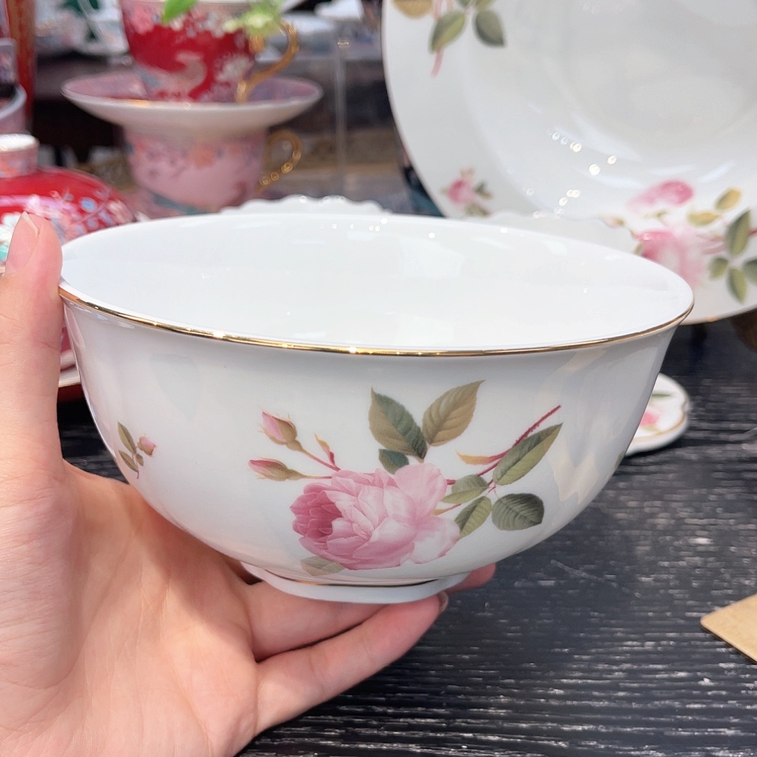 骨瓷四个面碗—————-