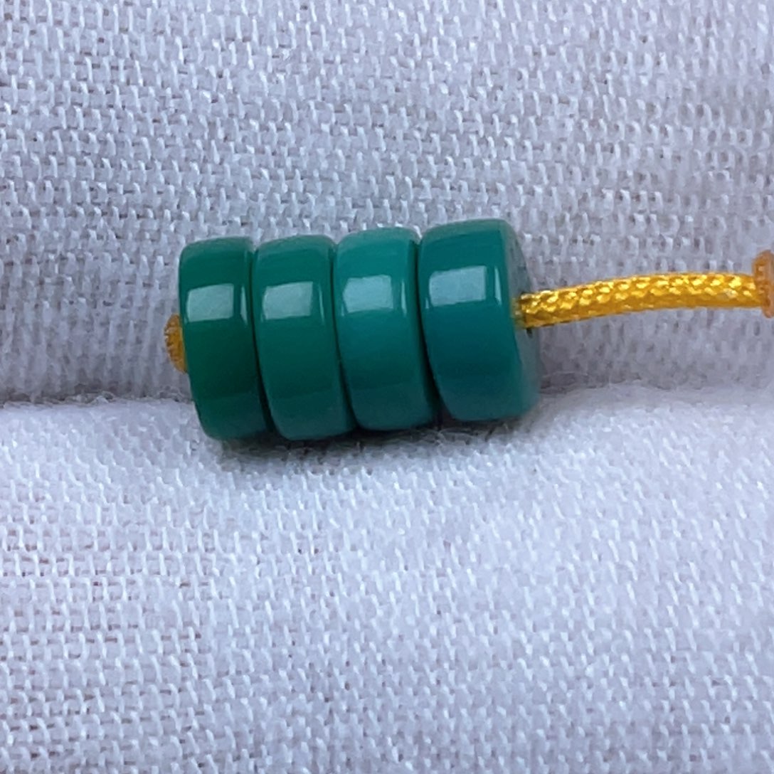 休***闹绿松石未镶嵌颈饰