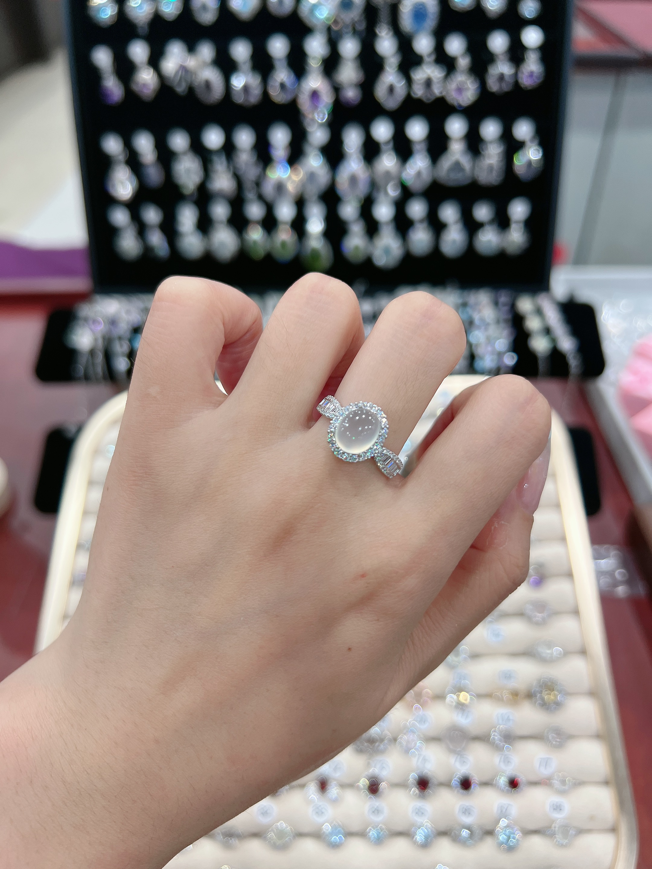 岫玉小蛮腰s925银托 修饰手型百搭不挑肤色