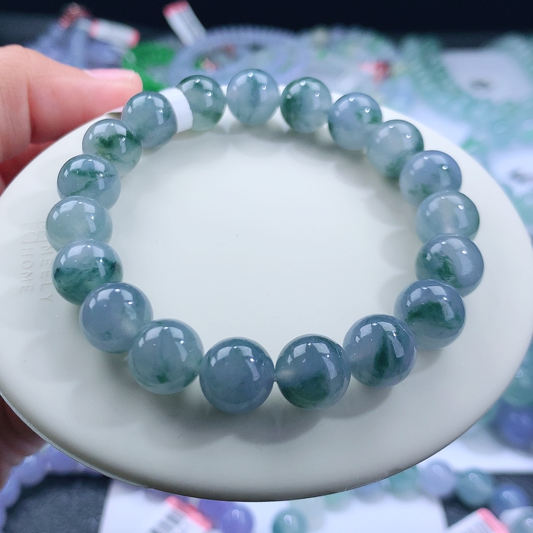 翡翠手串未镶嵌卡10