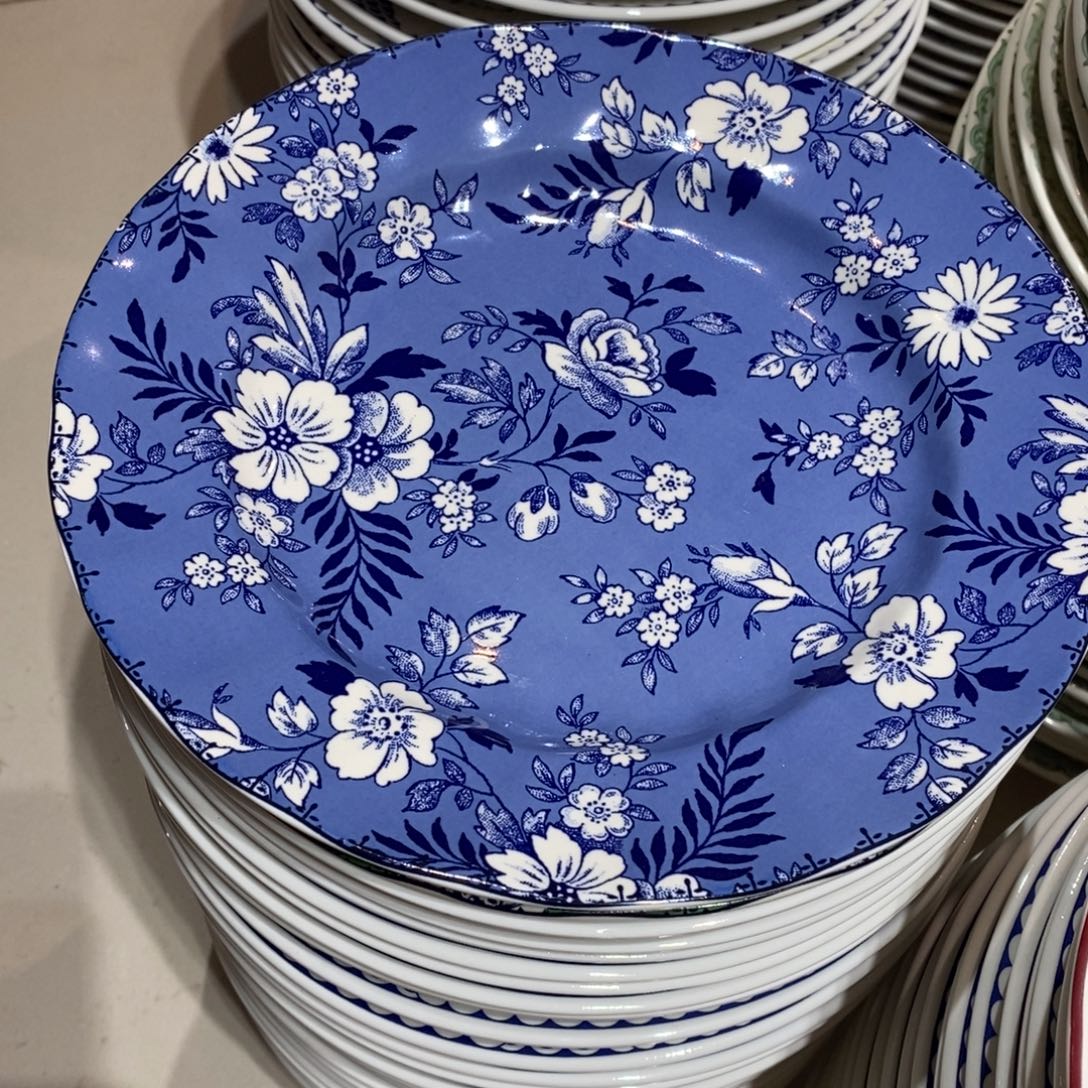 瓷微瑕四色花蓝色