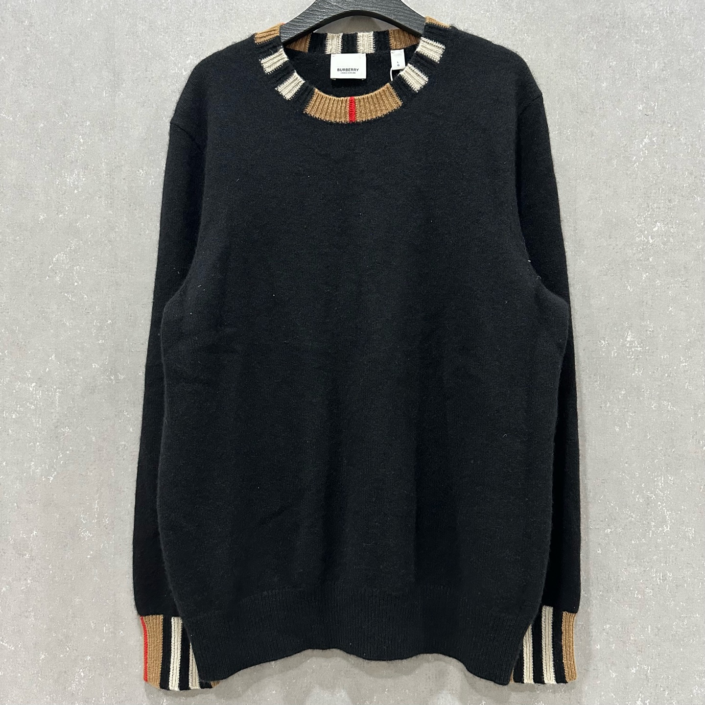 99新 BURBERRY/博柏利 羊绒针织衫 L码 004992