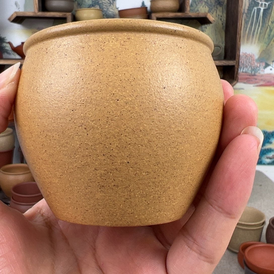 紫砂茶杯拙器甄选，纯原本矿。拙器甄选，纯原本矿。