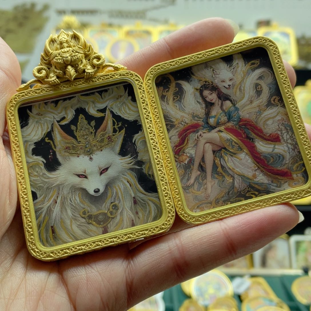 吊坠玉****厂唐卡等多种形式进行的艺术创作