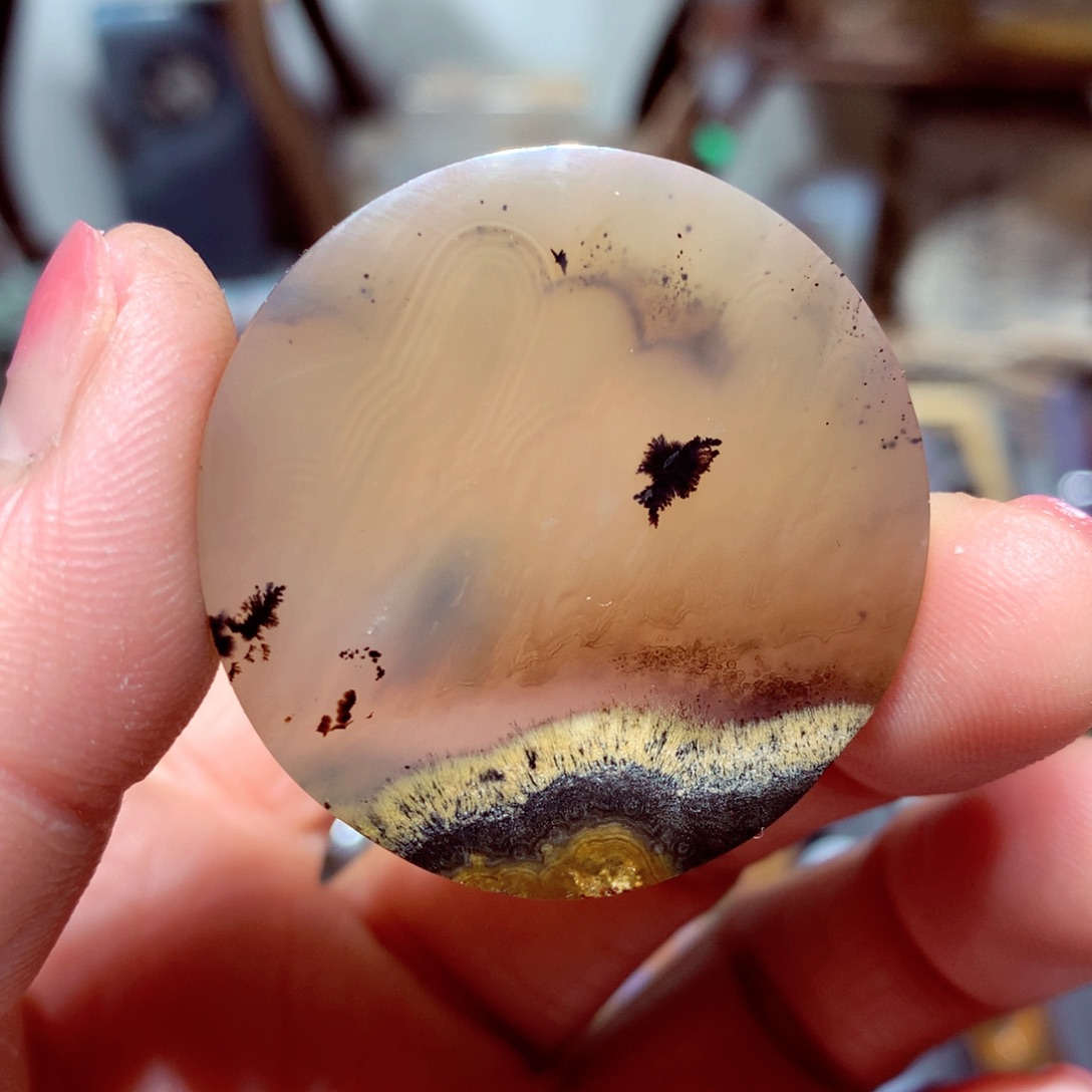 玛瑙/玉髓颈饰未镶嵌