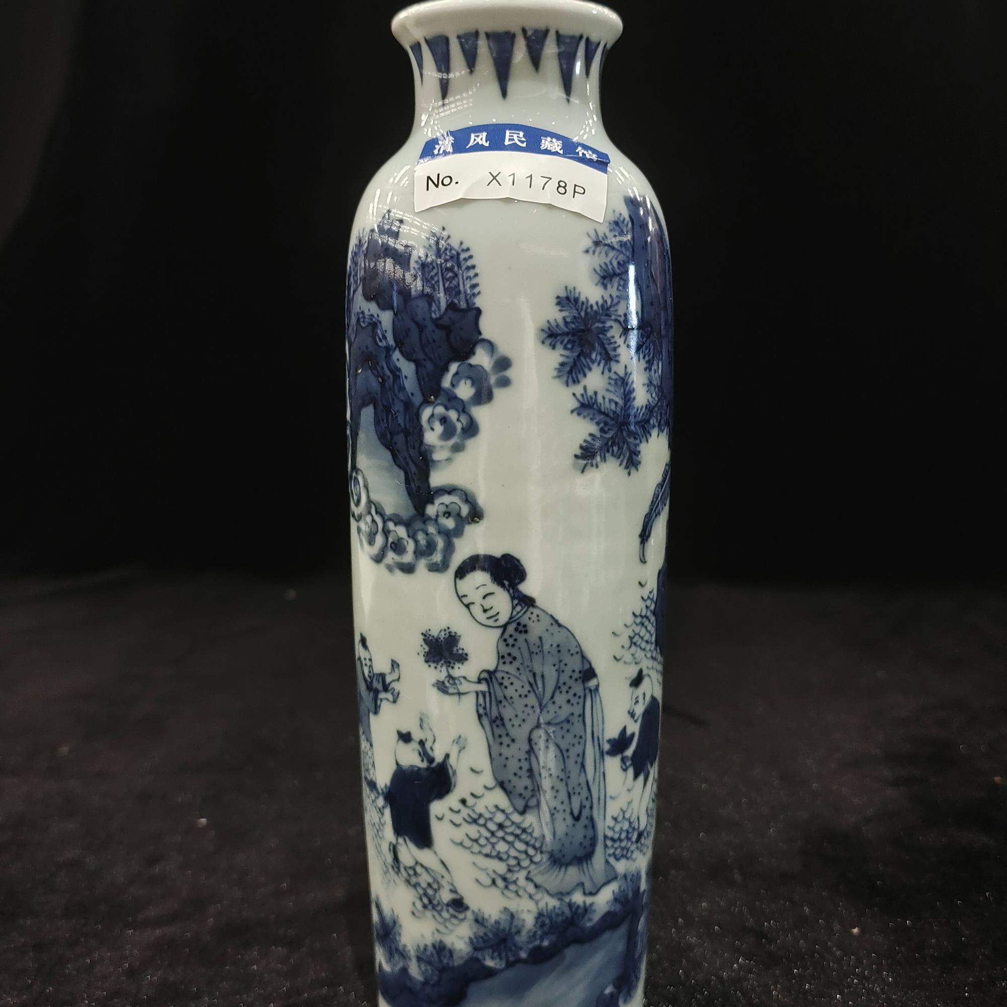 青花人物故事图筒瓶X1178P