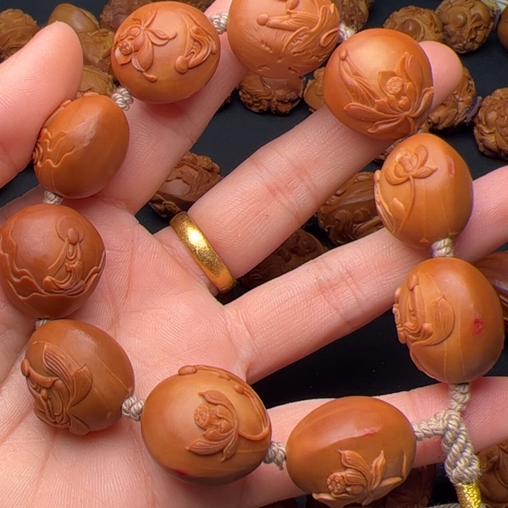 用***8橄榄核手串/手链橄榄核雕刻的核雕作品