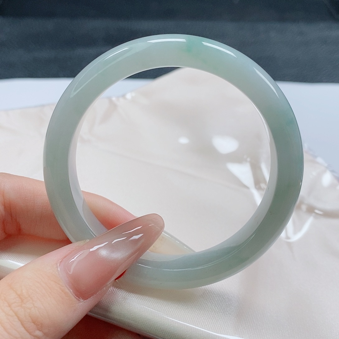 【闪购商品】未镶嵌手镯翡翠415号