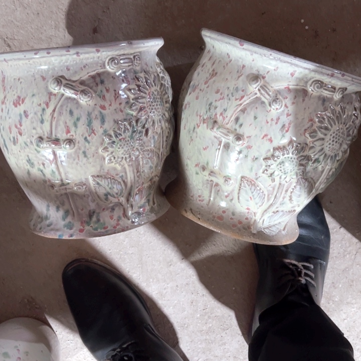 紫砂花盆口径20高度20两只正品