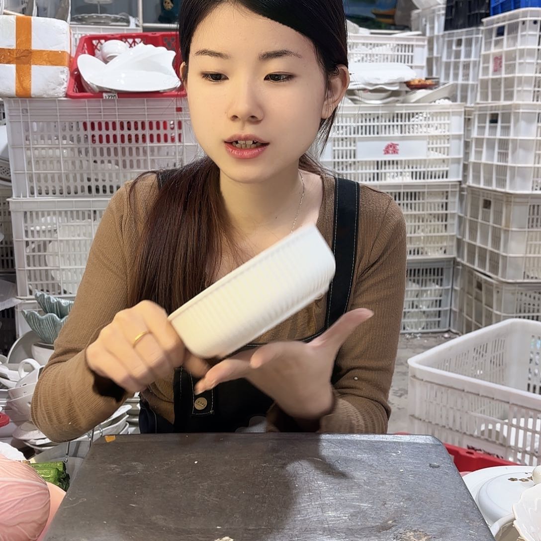 盘工厂库存微瑕产品手柄碗两个