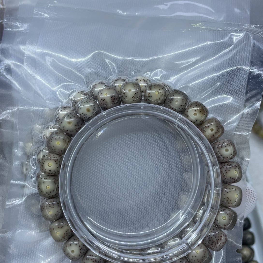 手串星月菩提糯冰大眼c