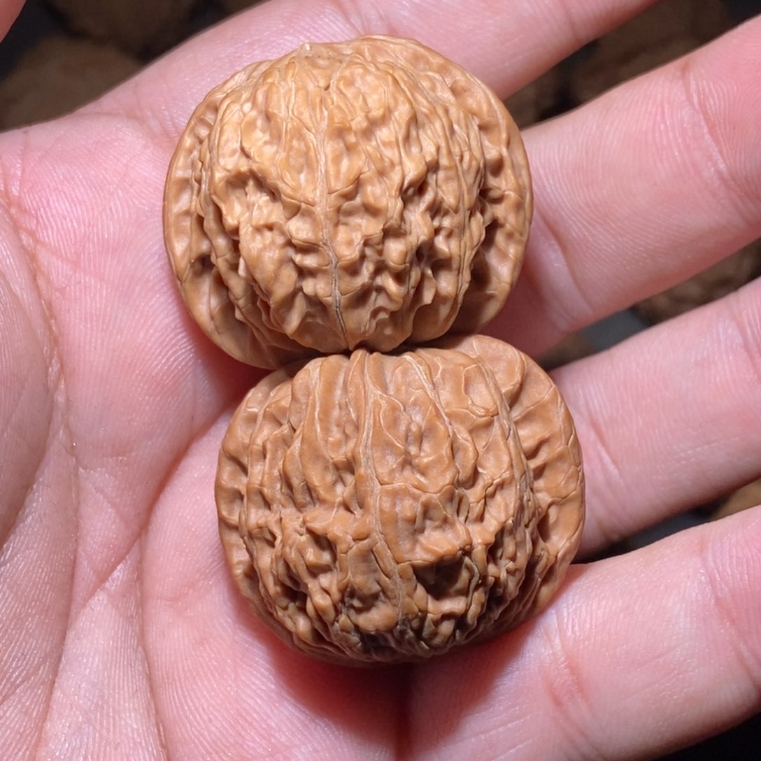文玩核桃吊坠磨盘