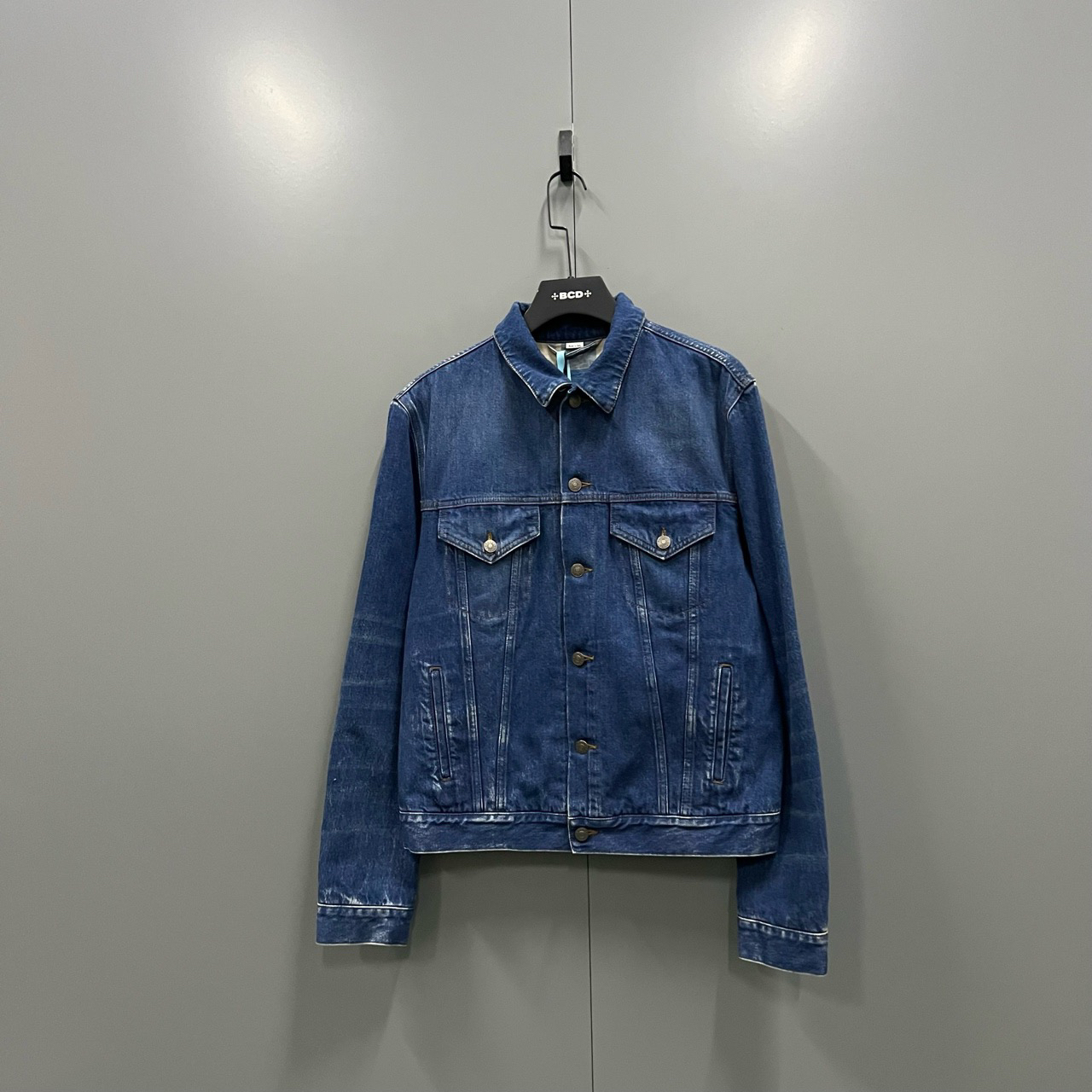 95新 GUCCI/古驰 （bb）背后虎头刺绣牛仔外套 50码/26700/fg208025