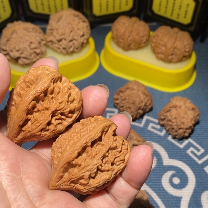 文玩核桃吊坠师***！大沽石