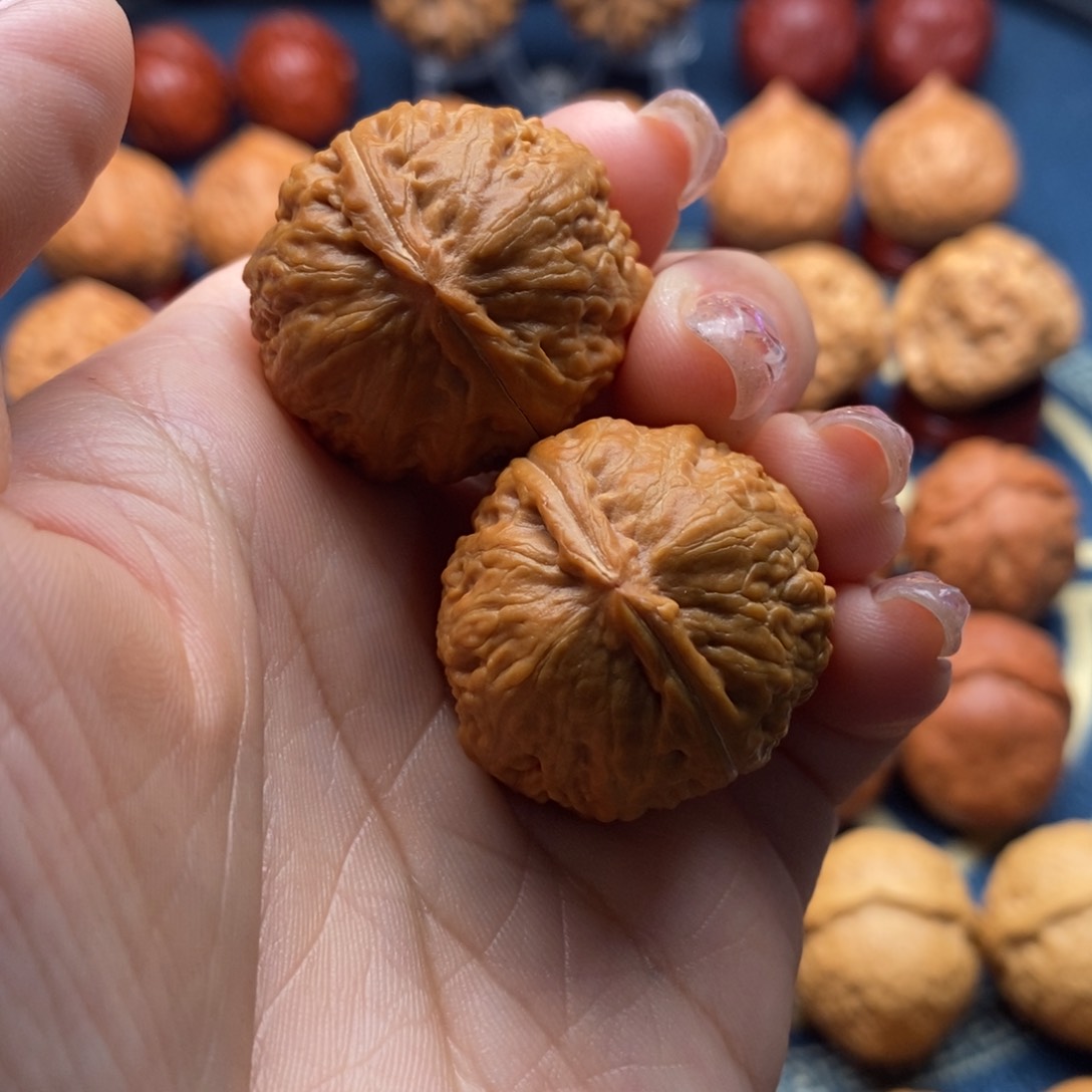 文玩核桃把件精品小手捻