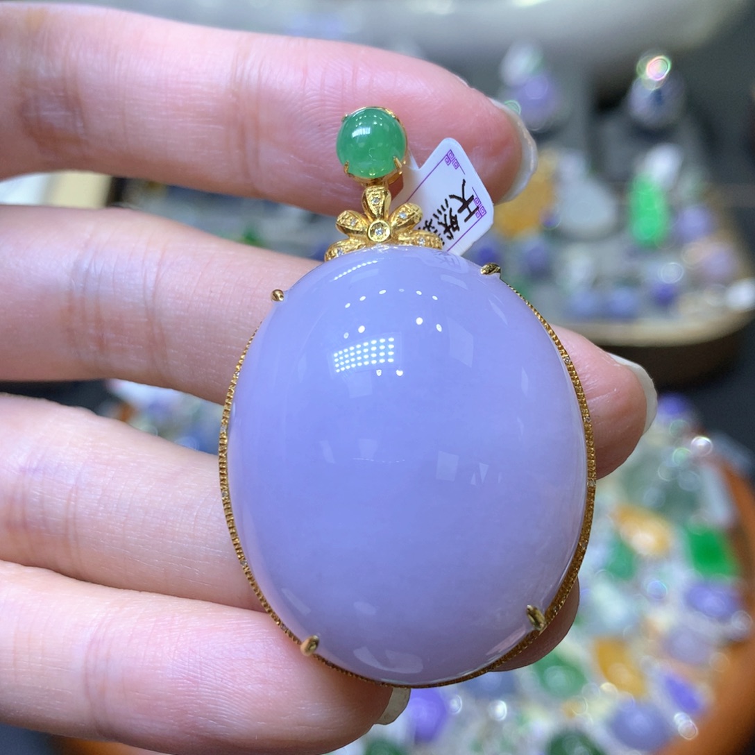 【闪购商品】翡翠颈饰18K金镶嵌翡翠吊坠项链