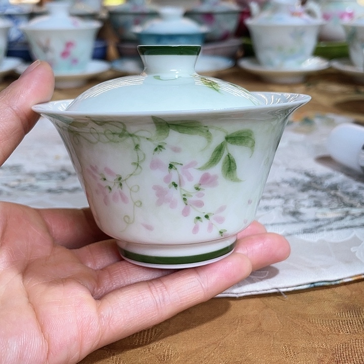 【闪购商品】瓷片紫藤盖碗哈哈哈哈