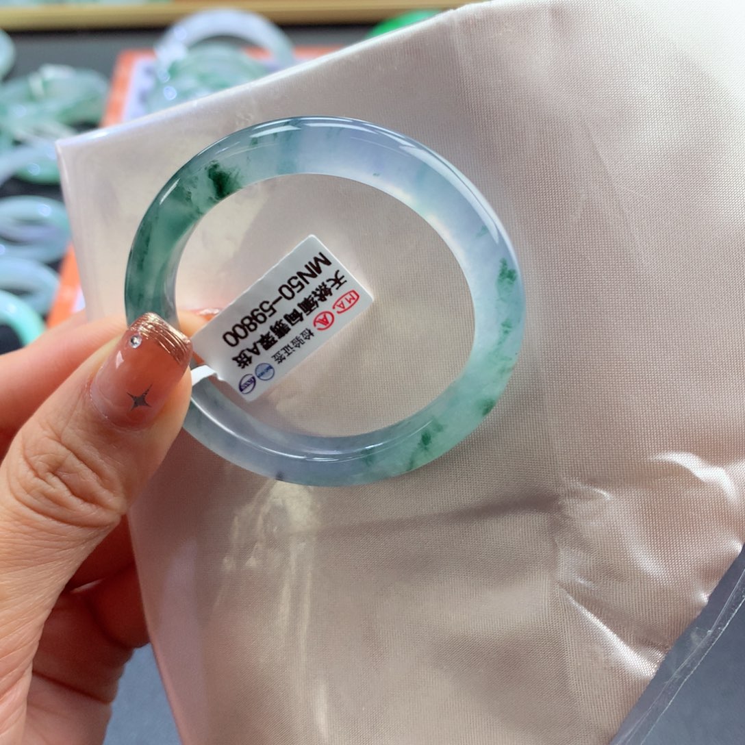 翡翠手镯未镶嵌38号