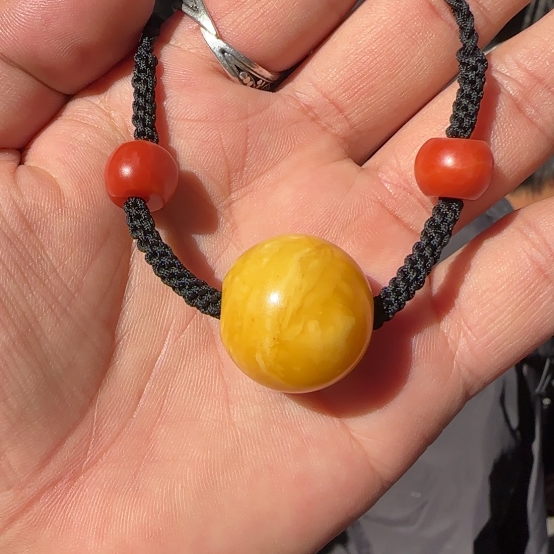 蜜蜡未镶嵌颈饰蜜蜡