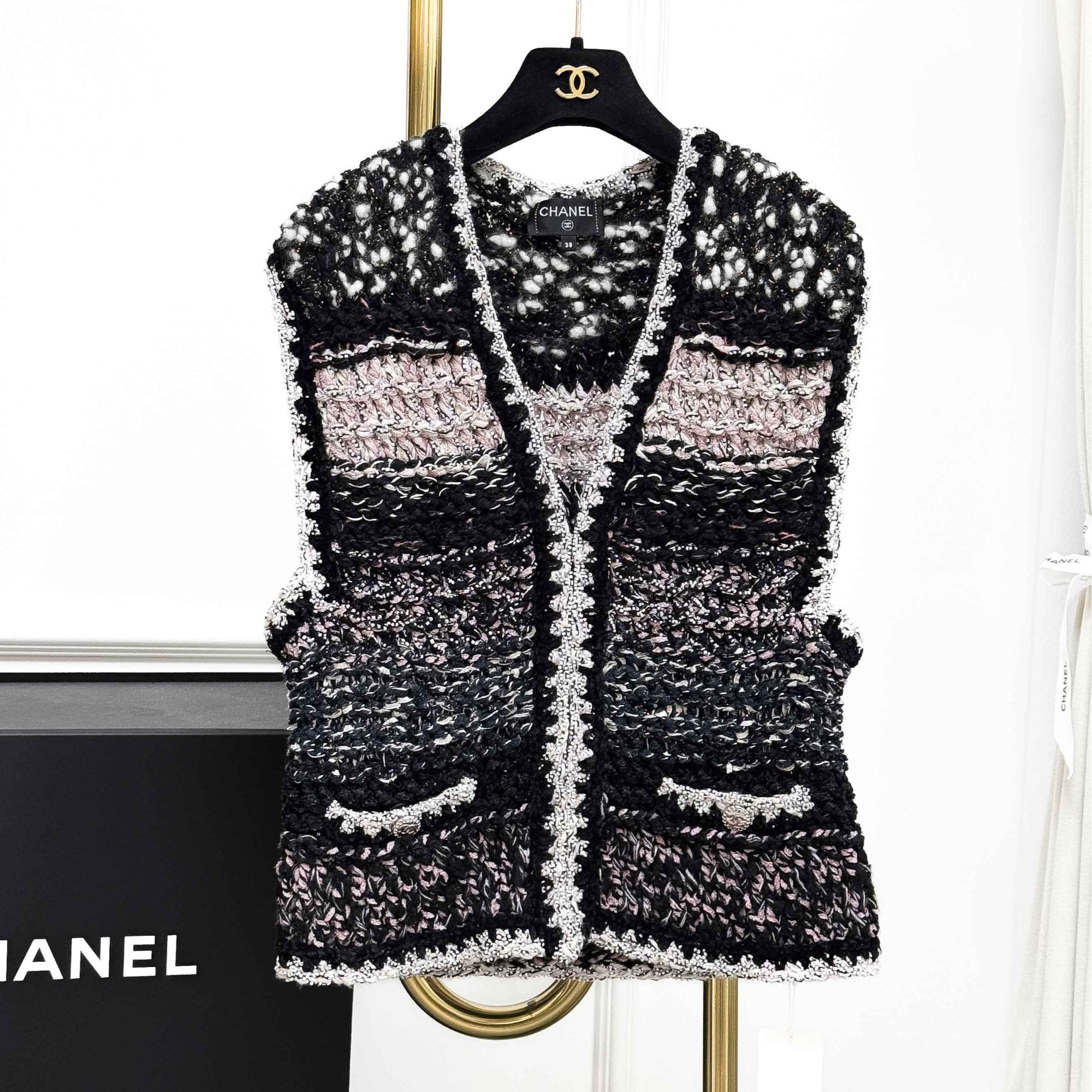 99新 Chanel/香奈儿  38码22B混色重工钉珠无袖马甲外套 二手