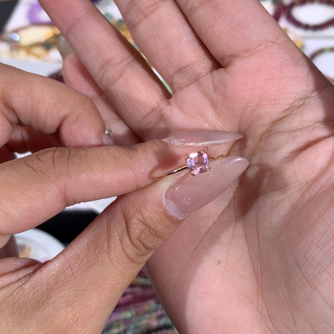 灵***枢18K金镶嵌戒指碧玺