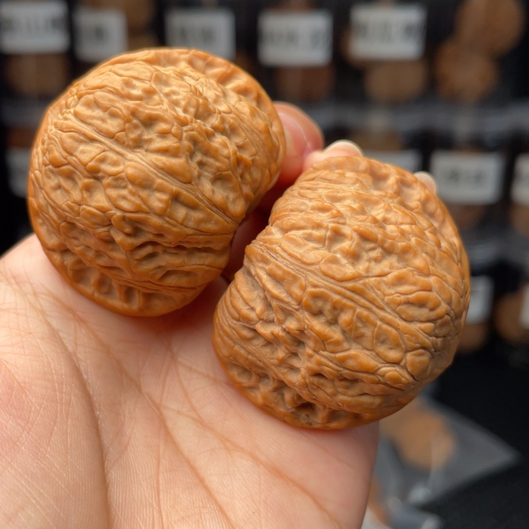 文玩核桃把件43泥鳅背