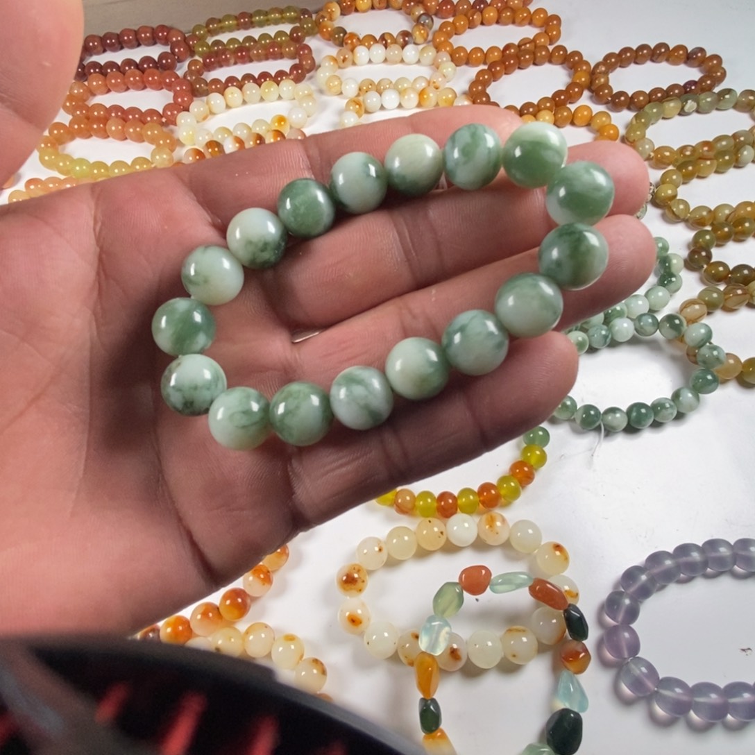 蛇纹石玉未镶嵌手链岫玉翠花卡12微瑕