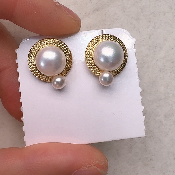 淡水珍珠耳饰未镶嵌