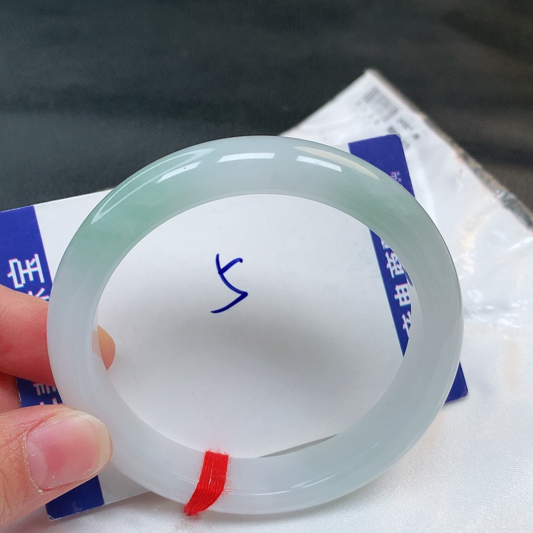 翡翠手镯未镶嵌5号