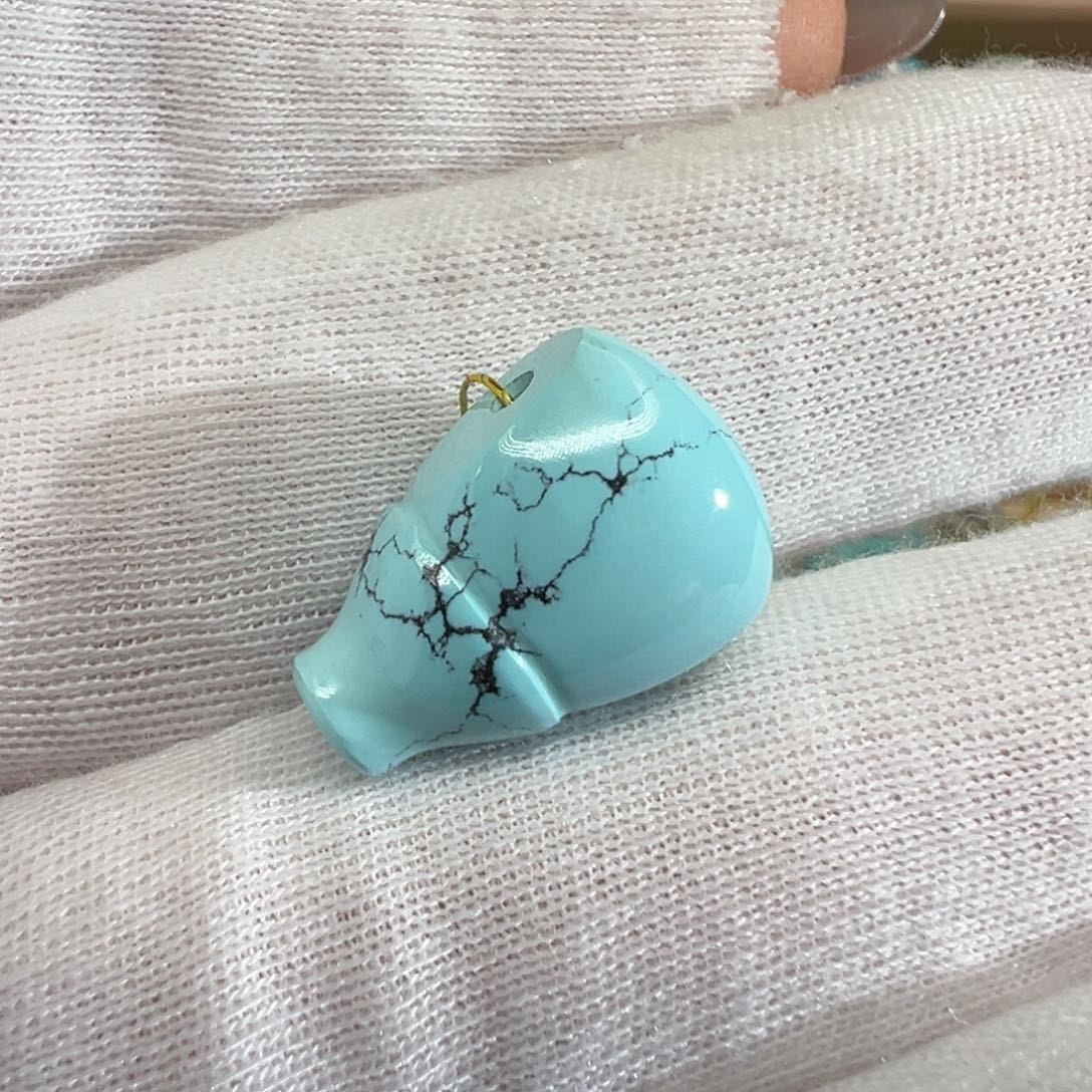 绿松石配饰未镶嵌