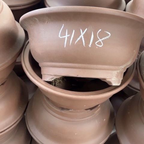 紫砂花盆   80-2。   41-18