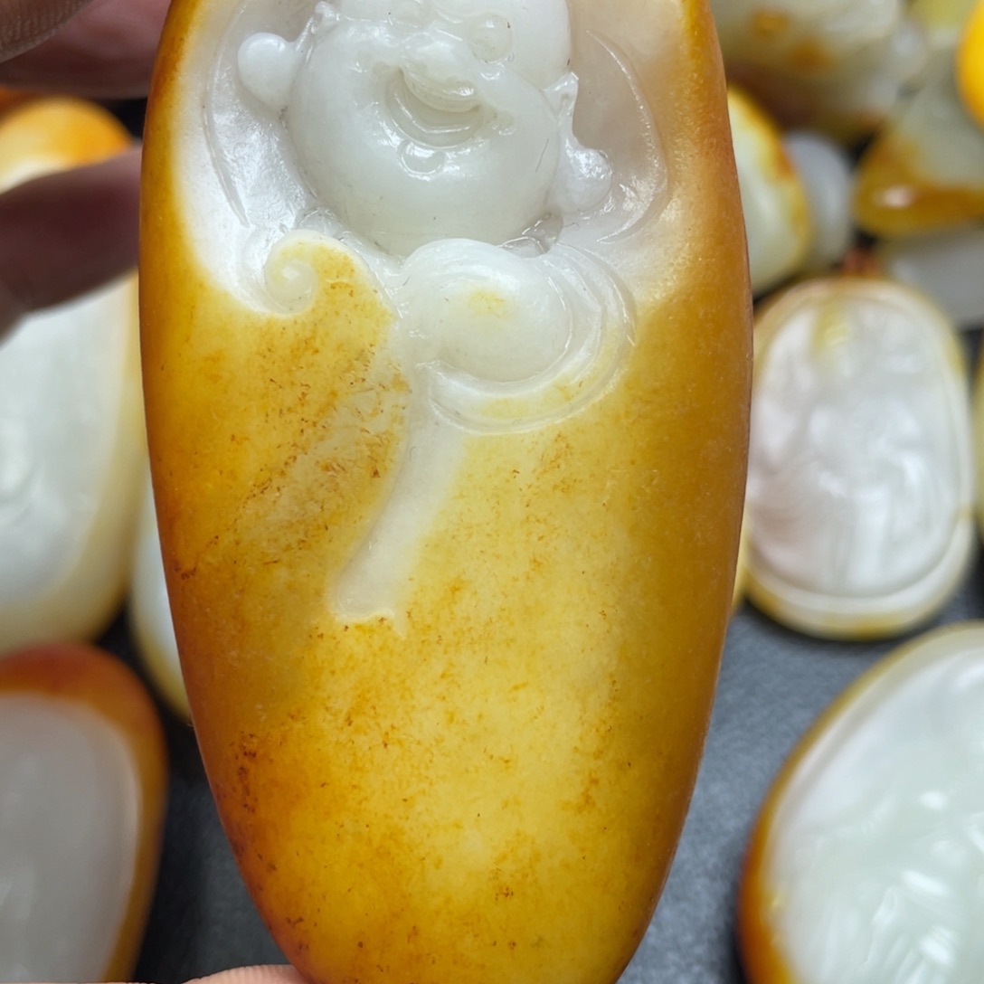 和田玉未镶嵌挂件