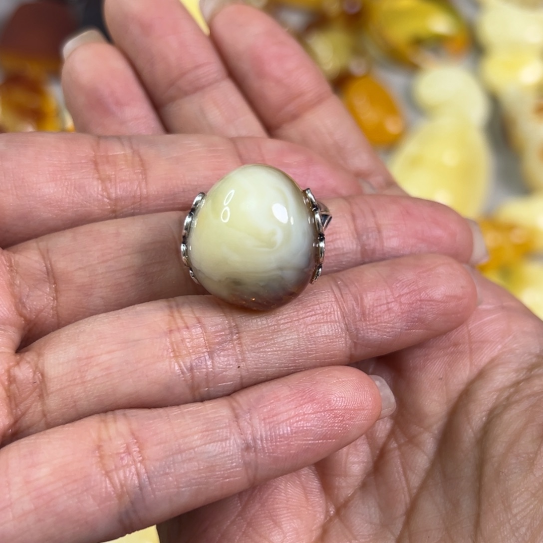 蜜蜡颈饰未镶嵌蜜蜡