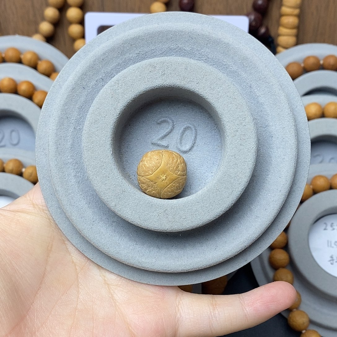 涛***店手串凤眼菩提保尼泊尔19mm麒麟三通