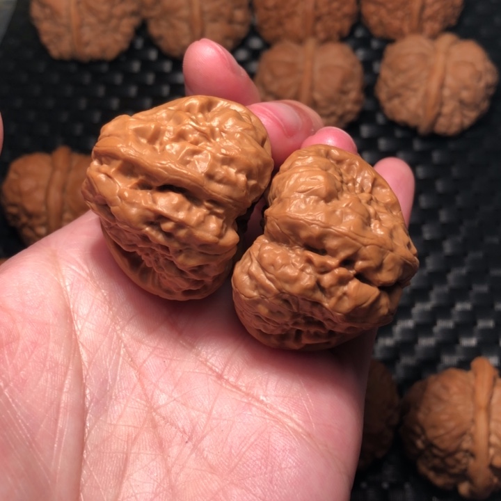 文玩核桃把件四开三角