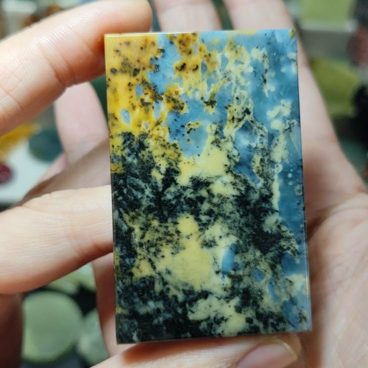 岫玉未镶嵌挂坠款式