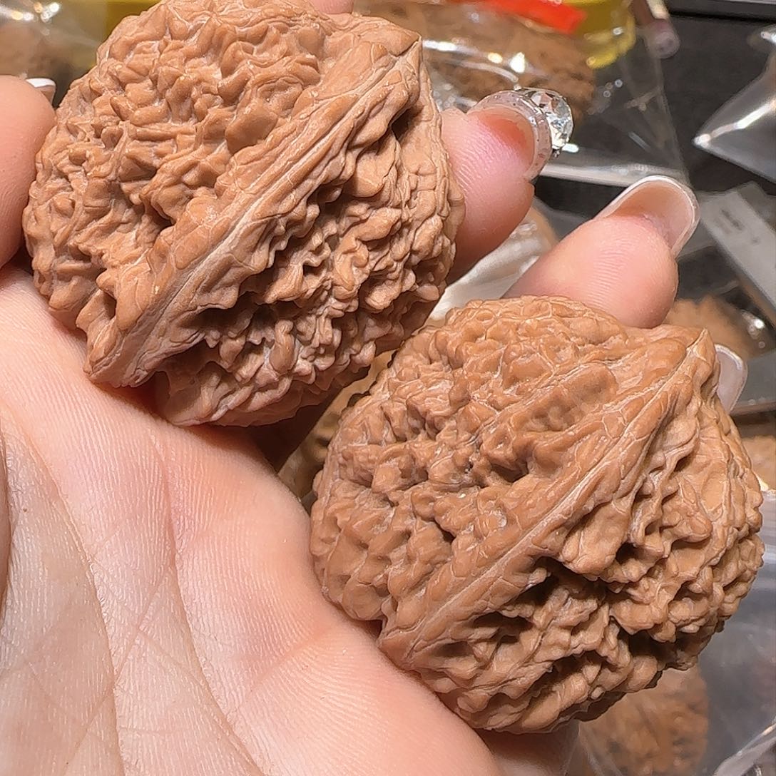 文玩核桃吊坠36全品蒜头